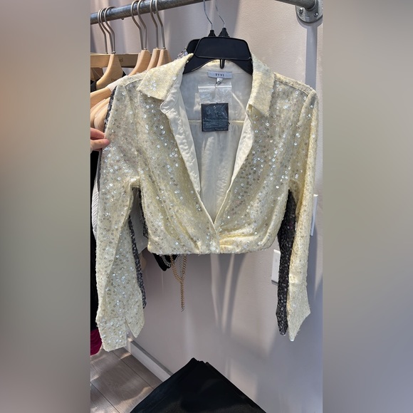 Evenuel sparkly crop blouse - Picture 2 of 2